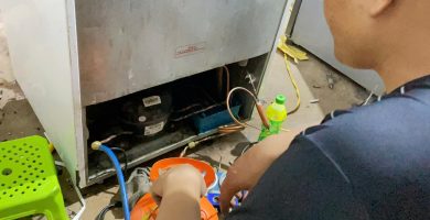 TỦ LẠNH BỊ ĐÓNG TUYẾT LÀ DO ĐÂU? CÁCH XỬ LÝ ĐƠN GIẢN TẠI NHÀ