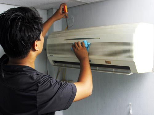 Vệ sinh máy lạnh buôn ma thuật